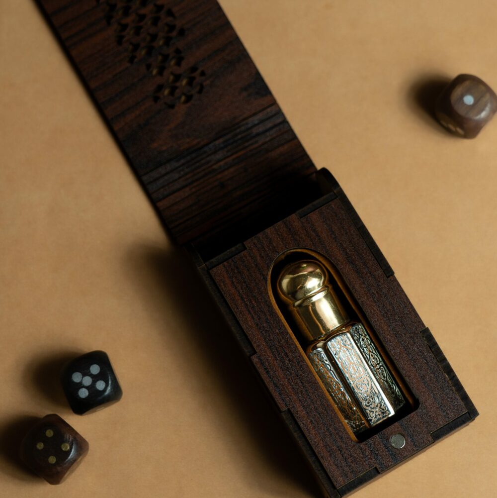 Magnetic Musk Roll-On Attar (Premium Wooden Box, 6ml) - Image 5